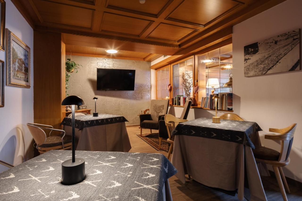 Hotel Nele ซิอาโน ดิ ฟิเอมเม ภายนอก รูปภาพ